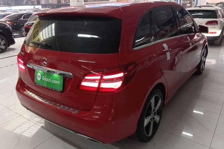 Used Mercedes-Benz B-Class 2019 B 200 Fashion Model
