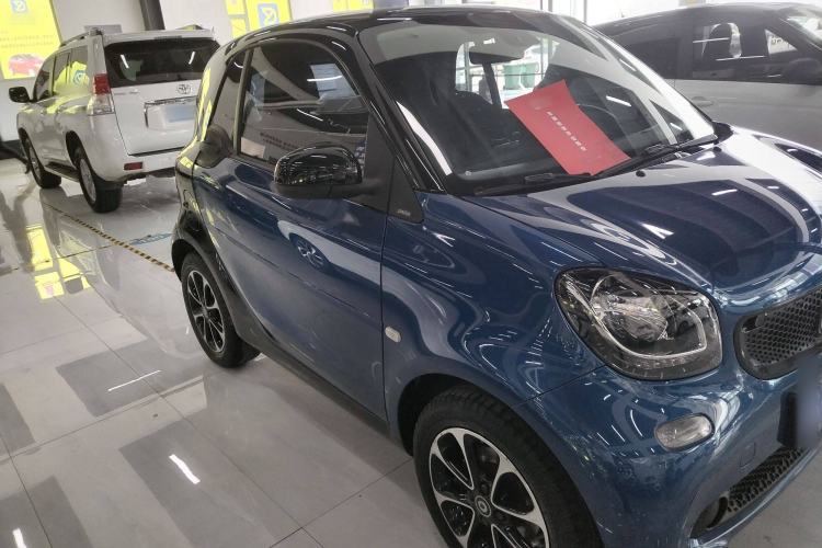 Used  fortwo 2015 1.0L 52 kW Hardtop Passion Edition
