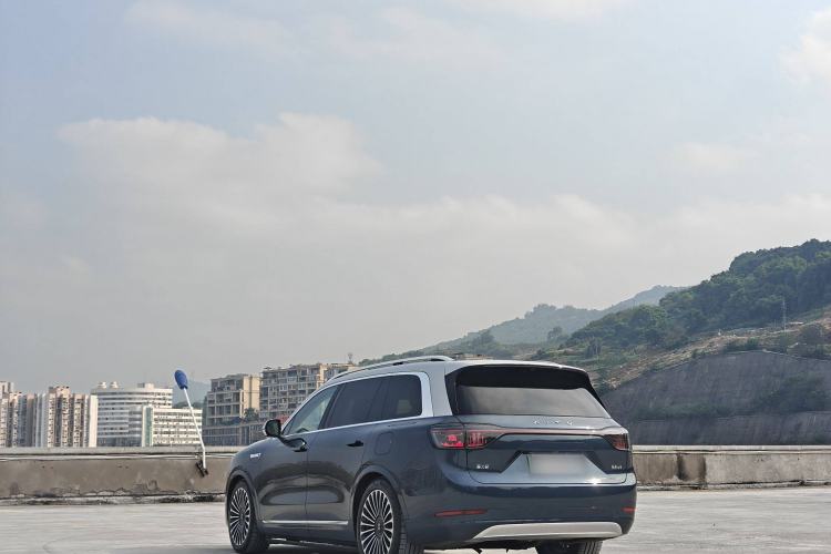 Used Hima AITO M9 2024 Range-Extended Ultra Version 52 kWh 5-Seater Model
