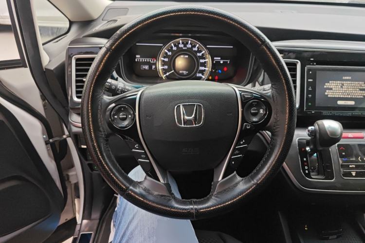 Used Honda Elysion 2016 2.4L Supreme Edition
