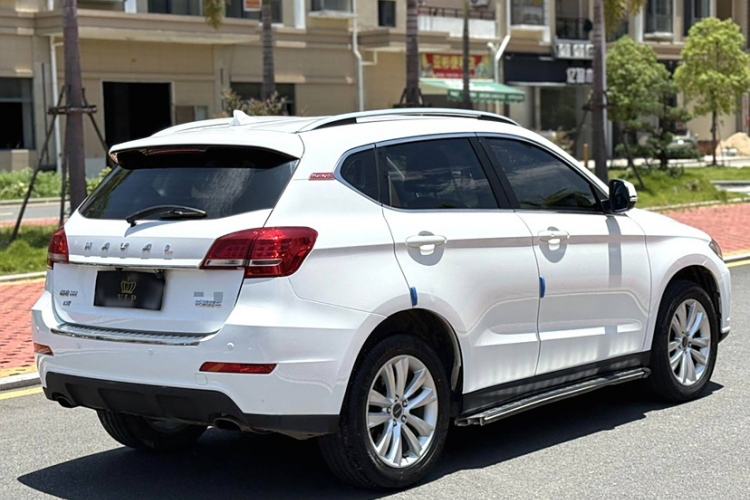 Used Haval H2 2016 Red-Label 1.5T Automatic Two-Wheel Drive Luxury Model
