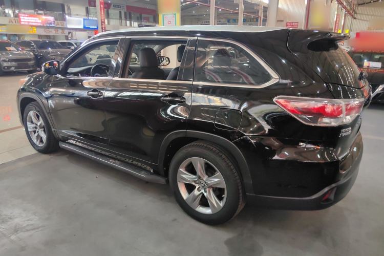 Used Toyota Highlander 2017 2.0T Four-Wheel Drive Luxury Edition 7 Seats
