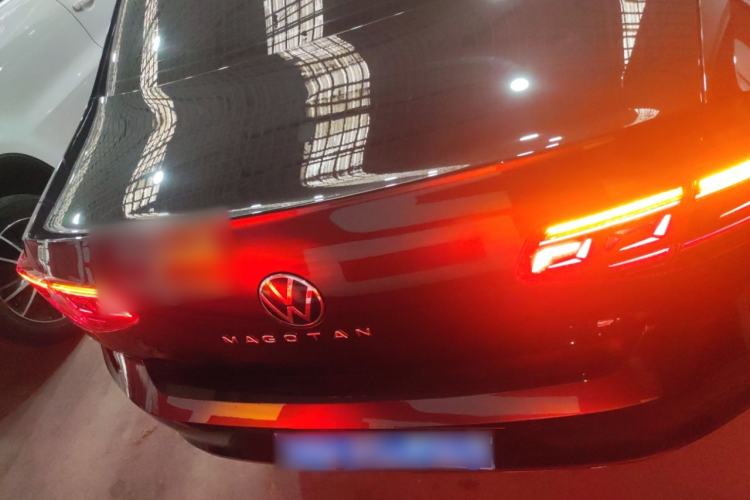 Used Volkswagen Magotan 2023 2 Million Units Limited Edition 280TSI DSG Leading Version