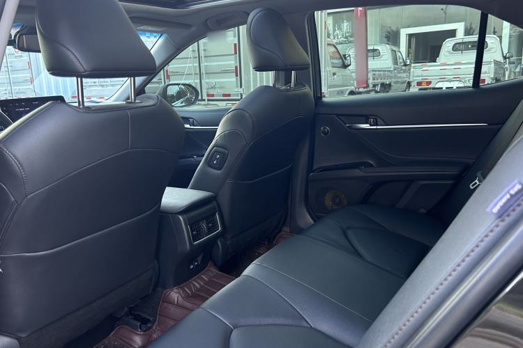 Used Toyota Camry 2023 2.5G Luxury Edition
