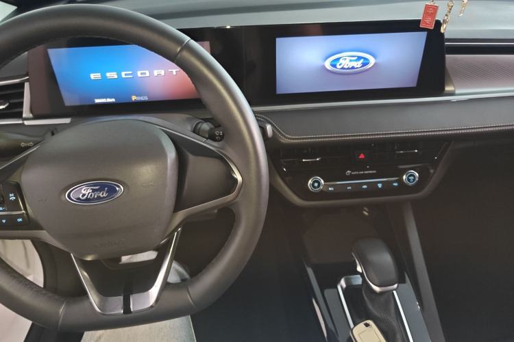 Used Ford Escort 2021 1.5L Automatic Diamond Edition
