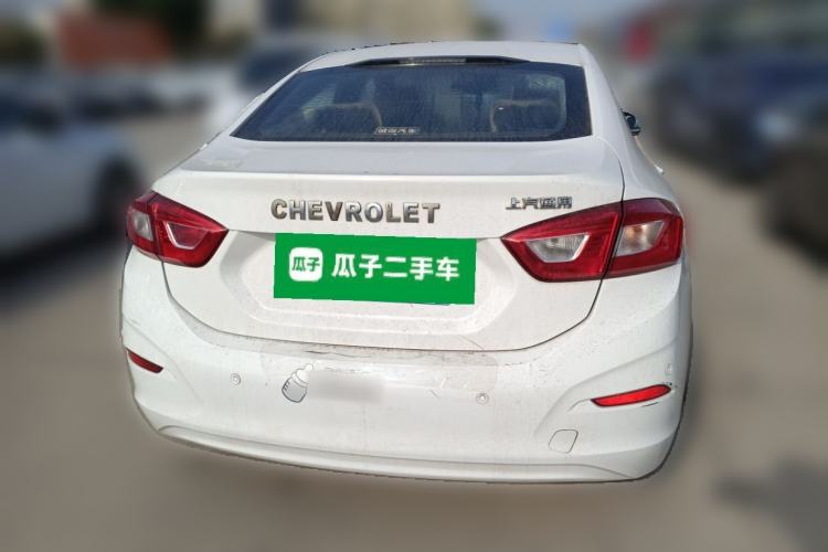 Used Chevrolet Cruze 2017 1.5L Automatic Pioneer Sunroof Edition
