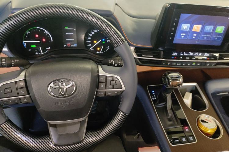 Used Toyota Sienna 2023 2.5L Hybrid Comfort Edition