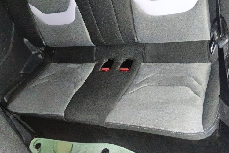 Used Chery QQ Ice Cream 2022 120km Conical Shape Lithium Iron Phosphate
