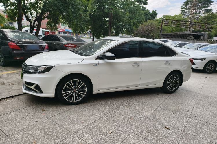 Used Roewe i6 2019 PLUS 1.6L CVT 4G Connected Flagship Deluxe Edition
