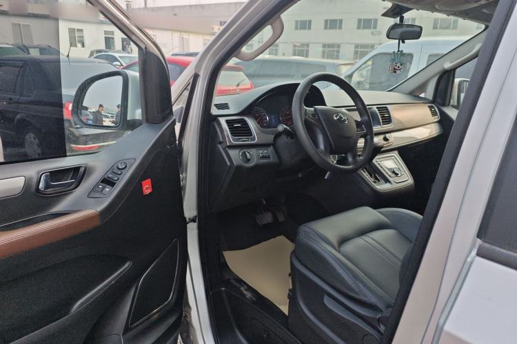 Used SAIC MAXUS G10 2019 Facelift PLUS 2.0T Automatic Elite Edition China VI
