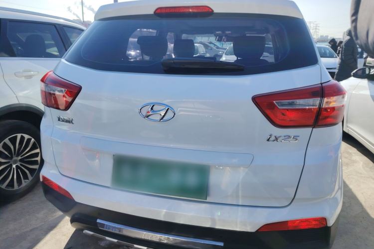 Used Hyundai ix25 2015 1.6L Automatic Two-Wheel Drive Smart GLS Trim
