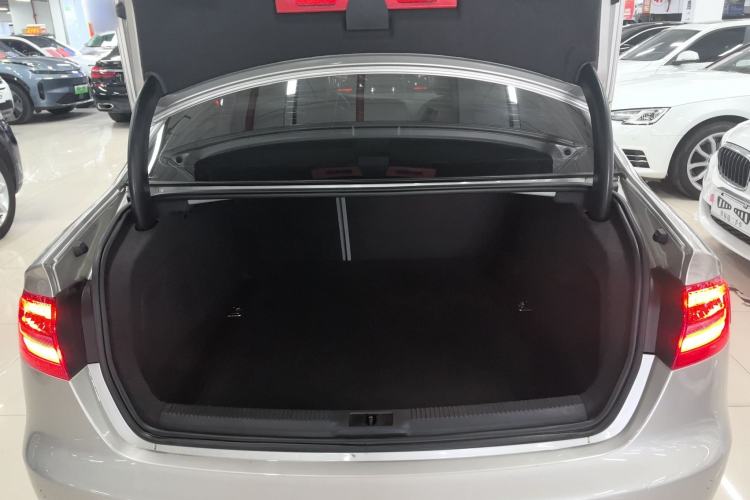 Used Audi A4L 2015 35 TFSI Automatic Comfort Model
