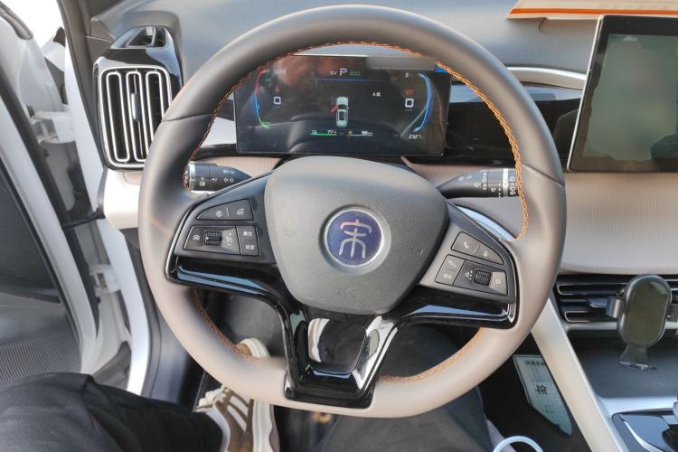 Used BYD Song Pro New Energy 2024 HONOR Edition DM-i 71KM Navigation Model