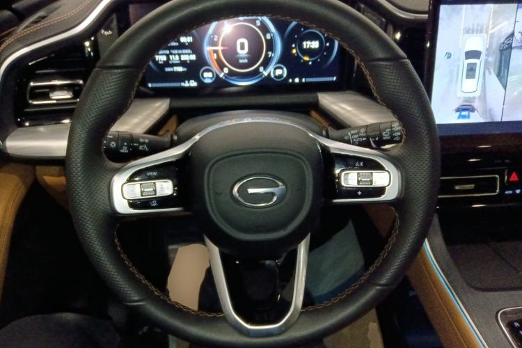 Used GAC Trumpchi GS8 2025 Linghang Series 2.0 TGDI Two-Wheel-Drive Luxury Edition 5 Seats