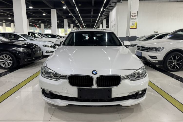 Used BMW 3 Series 2017 318Li Fashion Model
