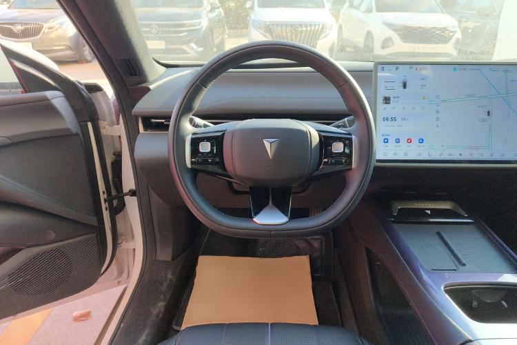 Used  L07 2024 230Max Range-Extended Version
