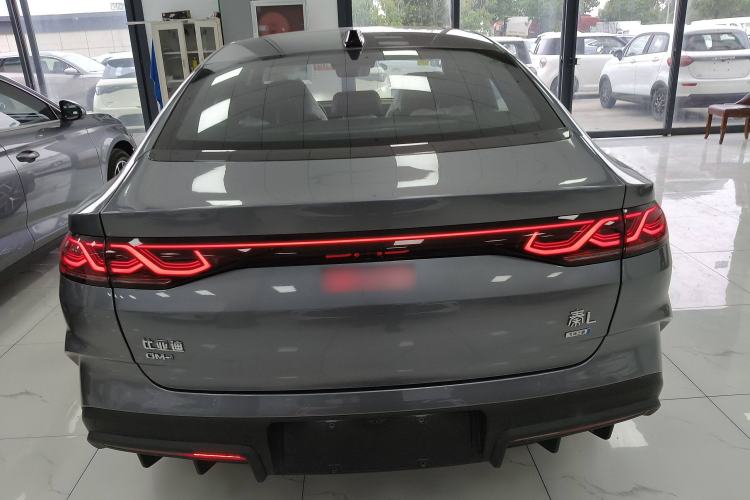 Used BYD Qin L 2025 DM-i Smart Drive 80KM Superior Model
