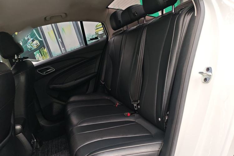 Used Roewe i5 2019 1.5L Automatic 4G Connected Langhao Edition
