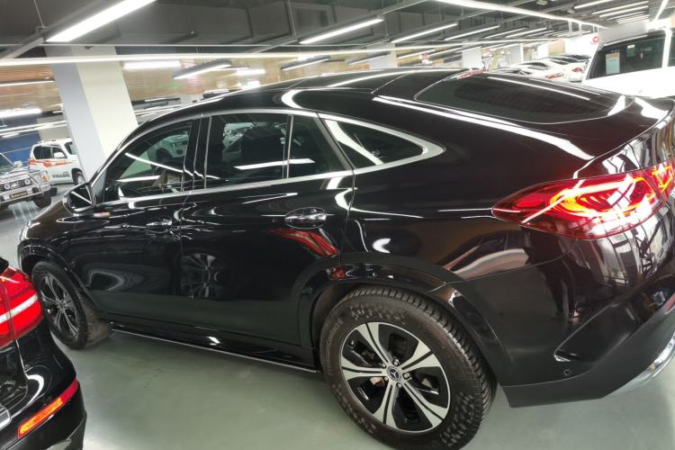 Used Mercedes-Benz GLE Coupe 2020 GLE 350 4MATIC Coupe SUV Fashion Model