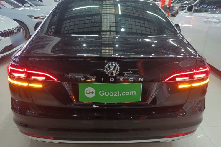 Used Volkswagen Phideon 2018 380TSI Two-Wheel Drive Business Edition
