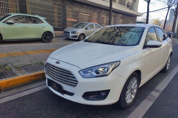 Used Ford Escort 2017 Happiness Edition 1.5L Automatic Fashion Version
