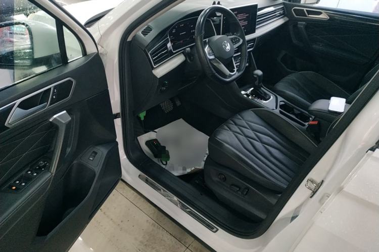 Used Volkswagen Tiguan L 2024 300TSI Automatic Two-Wheel Drive Smart Edition