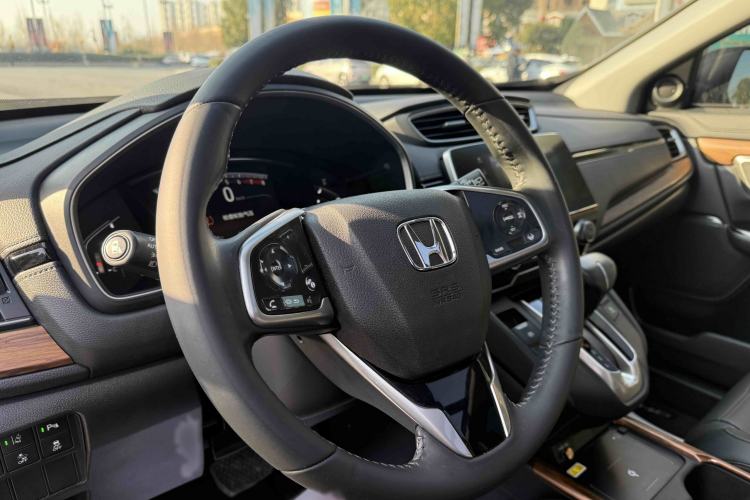 Used Honda CR-V 2021 240TURBO CVT 2WD Fashion Edition