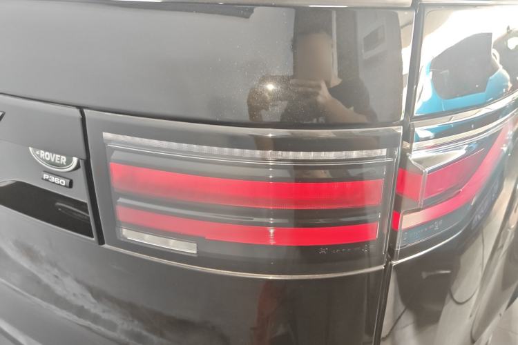 Used Land Rover Discovery 2023 360 PS R-Dynamic S
