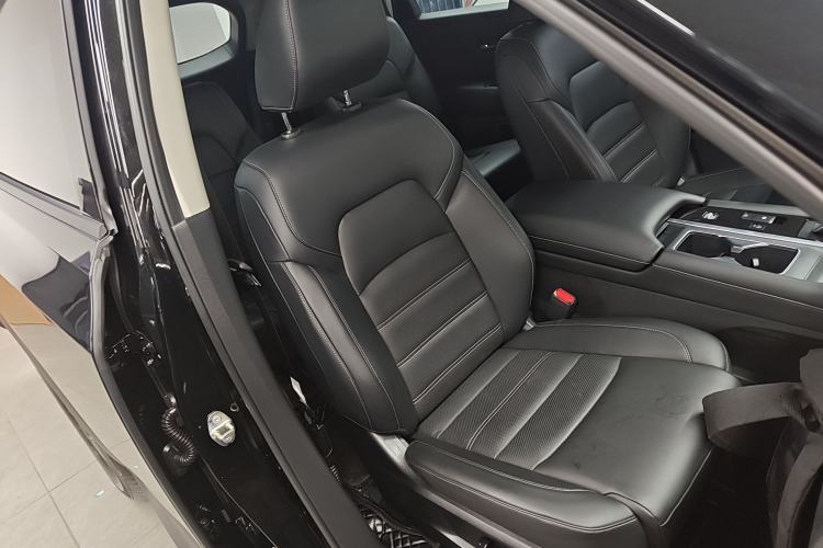 Used Nissan Terra 2024 380 VC-TURBO Two-Wheel Drive Smart Enjoyment Edition 6 Seats
