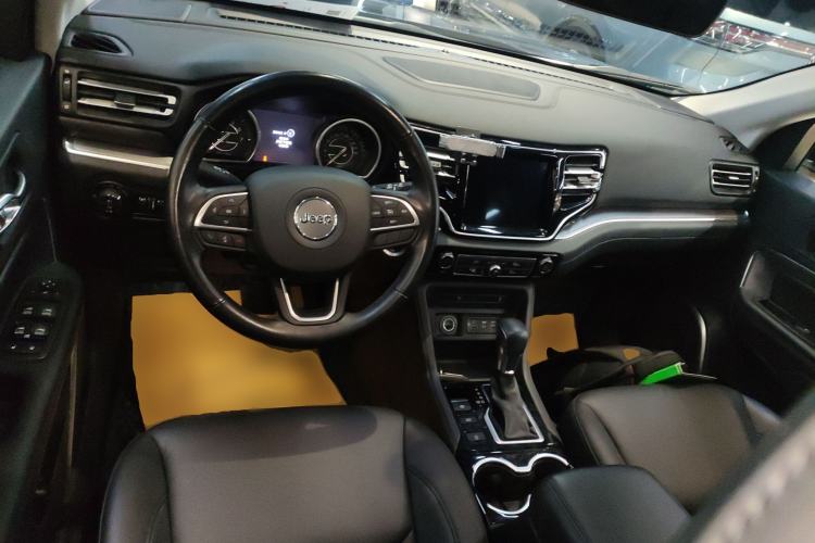 Used  Grand Commander 2022 2.0T Two-Wheel Drive Luxury Version