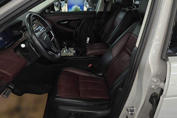 Used Land Rover Range Rover Evoque 2021 Range Rover Velar 249 PS R-Dynamic HSE Luxury Edition