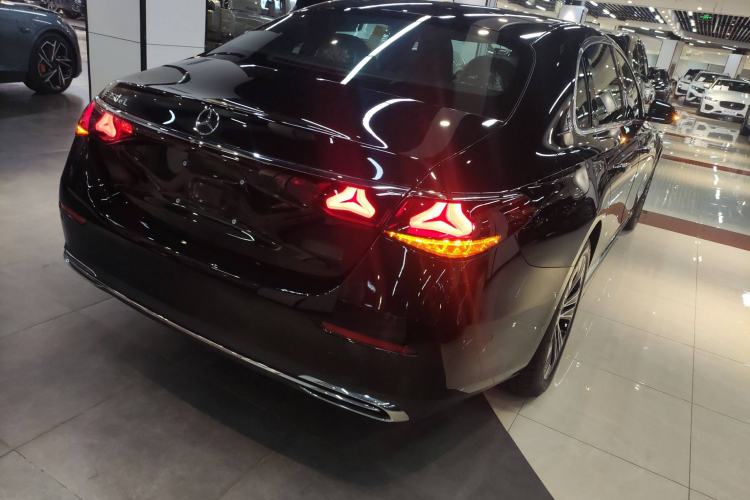 Used Mercedes-Benz E-Class New Energy 2024 E 350 e L Plug-in Hybrid Sedan