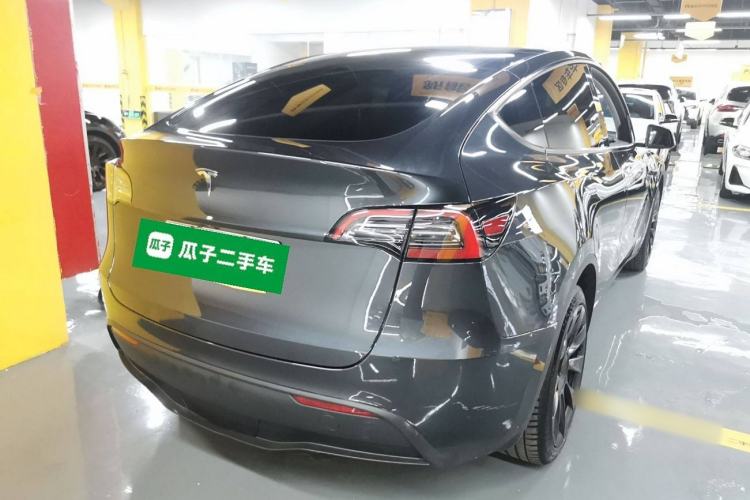 Used Tesla Model Y 2024 Long-Range All-Wheel-Drive Version