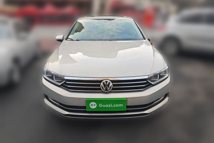 Used Volkswagen Magotan 2018 330TSI DSG Luxury Model
