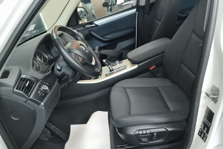 Used BMW X3 2014 xDrive20i Leading Model