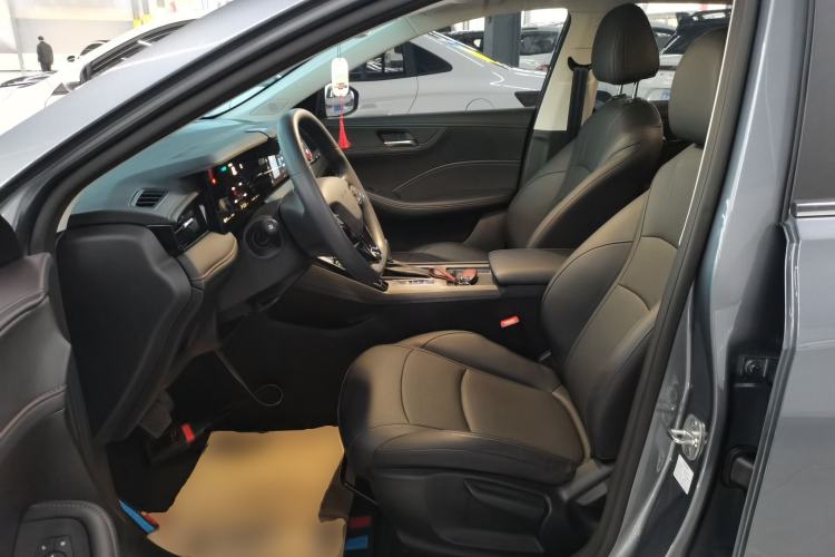 Used Roewe i5 2026 Model 1.5L CVT Luxury Version