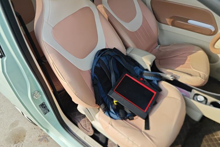 Used Wuling Hongguang MINIEV 2024 3rd Generation 215km Advanced Version
