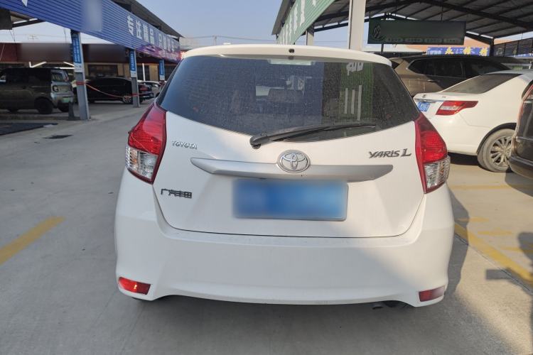 Used Toyota YARiS L 2015 1.5E Automatic Charm Edition
