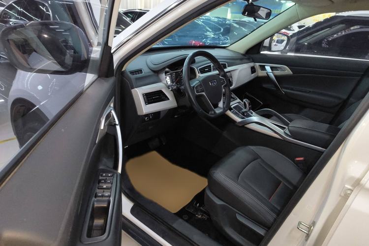 Used Geely Auto Emgrand X7 Sport 2020 1.8TD DCT Two-Wheel Drive Zhiya Model
