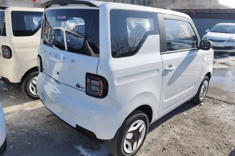 Used  Panda 2025 210 km – Yuanqi Bear

