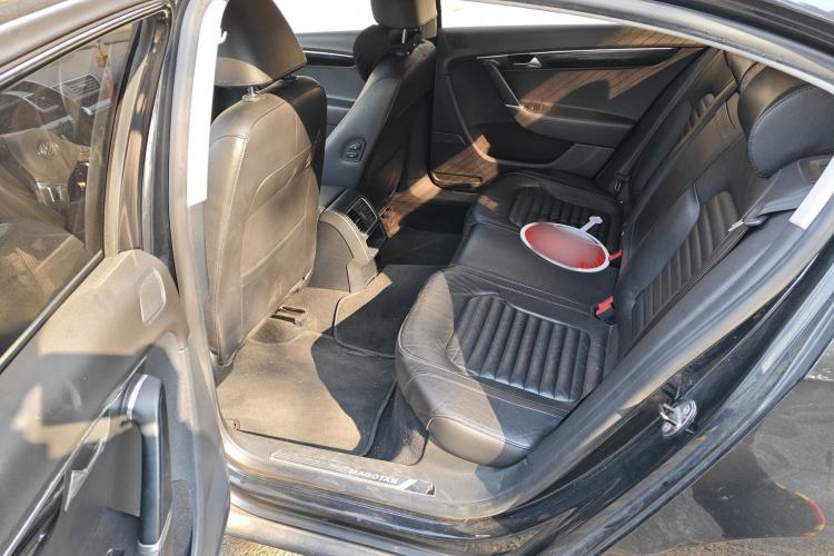 Used Volkswagen Magotan 2013 2.0 TSI Luxury Model
