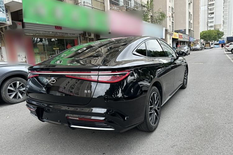 Used BYD Seal 2023 DM-i 1.5L 121km Prestige Model
