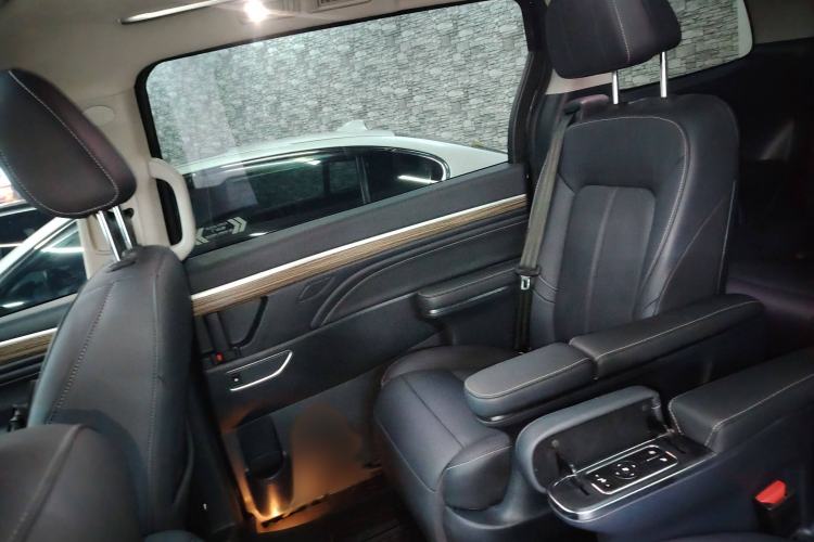 Used GAC Trumpchi M8 2023 Lingxiu Series 390T Prestige Edition
