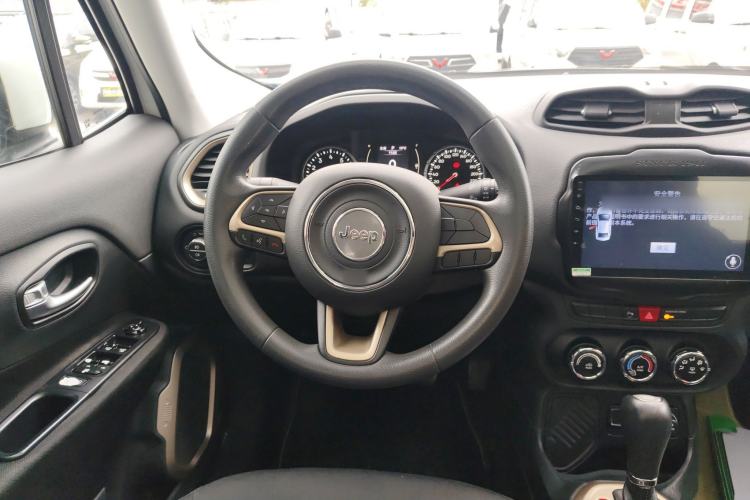 Used  Renegade 2017 180T Automatic High-Energy Version
