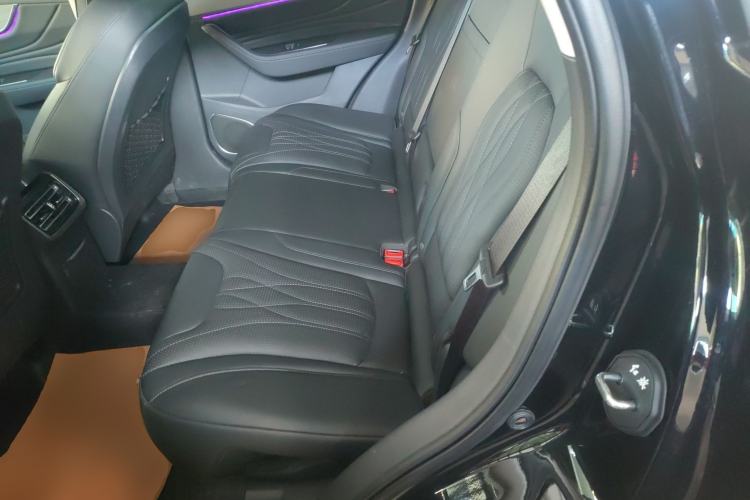 Used Hongqi HS5 2025 2.0T Two-Wheel Drive Flagship Pro Edition
