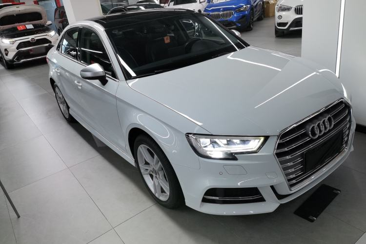 Used Audi A3 2020 Limousine 35 TFSI Fashion Edition China VI Emission Standard
