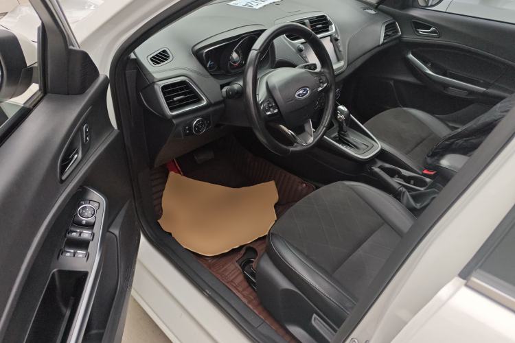 Used Ford Escort 2019 Revised Version 1.5L Automatic Enjoyment Type China VI Standard