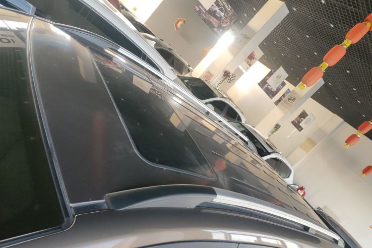 Used Baojun 730 2014 1.5L Manual Luxury Navigation ESP Version 7 Seats
