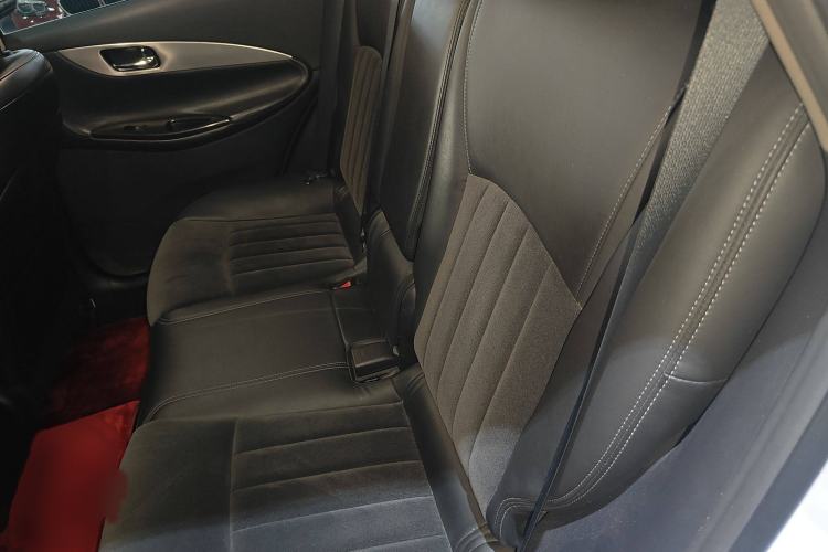 Used Infiniti QX50 2015 2.5L Comfort Edition
