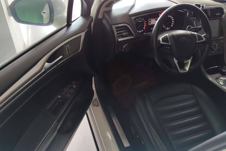 Used Ford Mondeo 2017 EcoBoost 200 Stylish Model